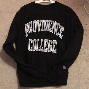 COLLEGIATE CREW NECK SWEATSHIRT!